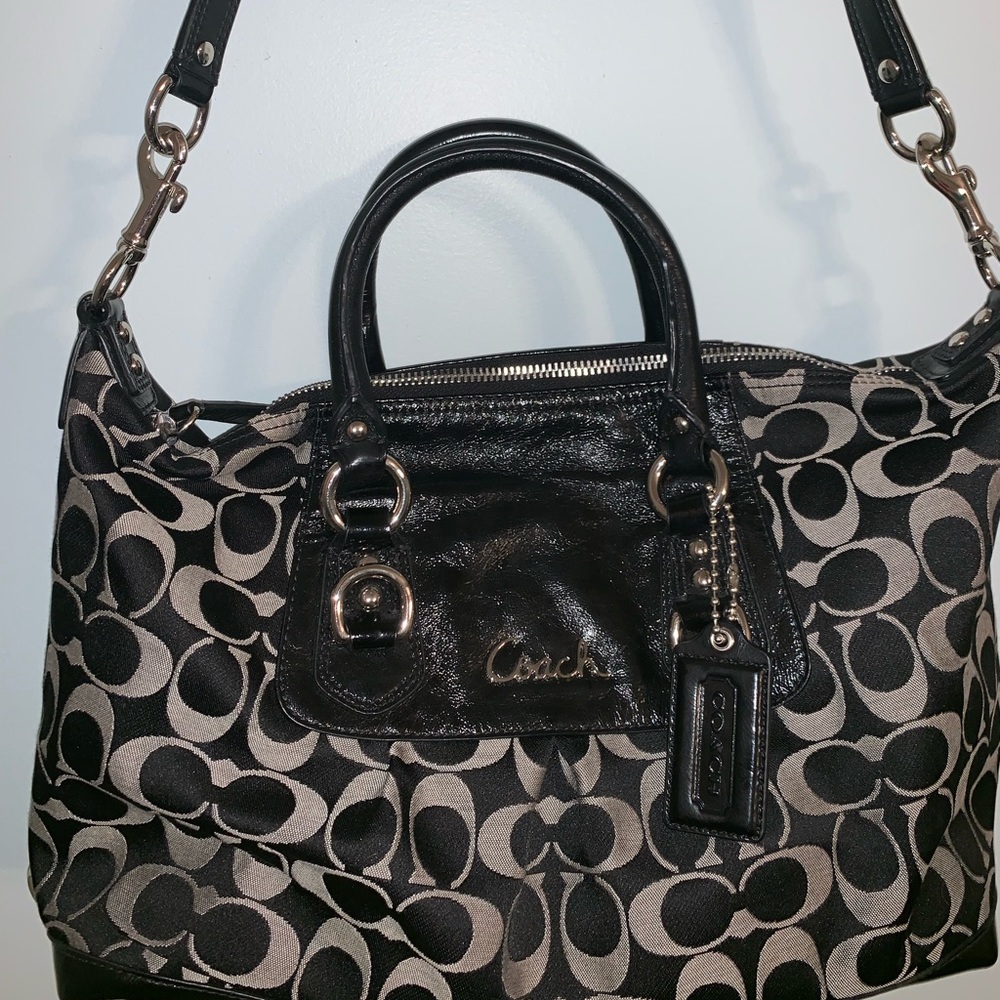 Coach shoulder/ handbag!